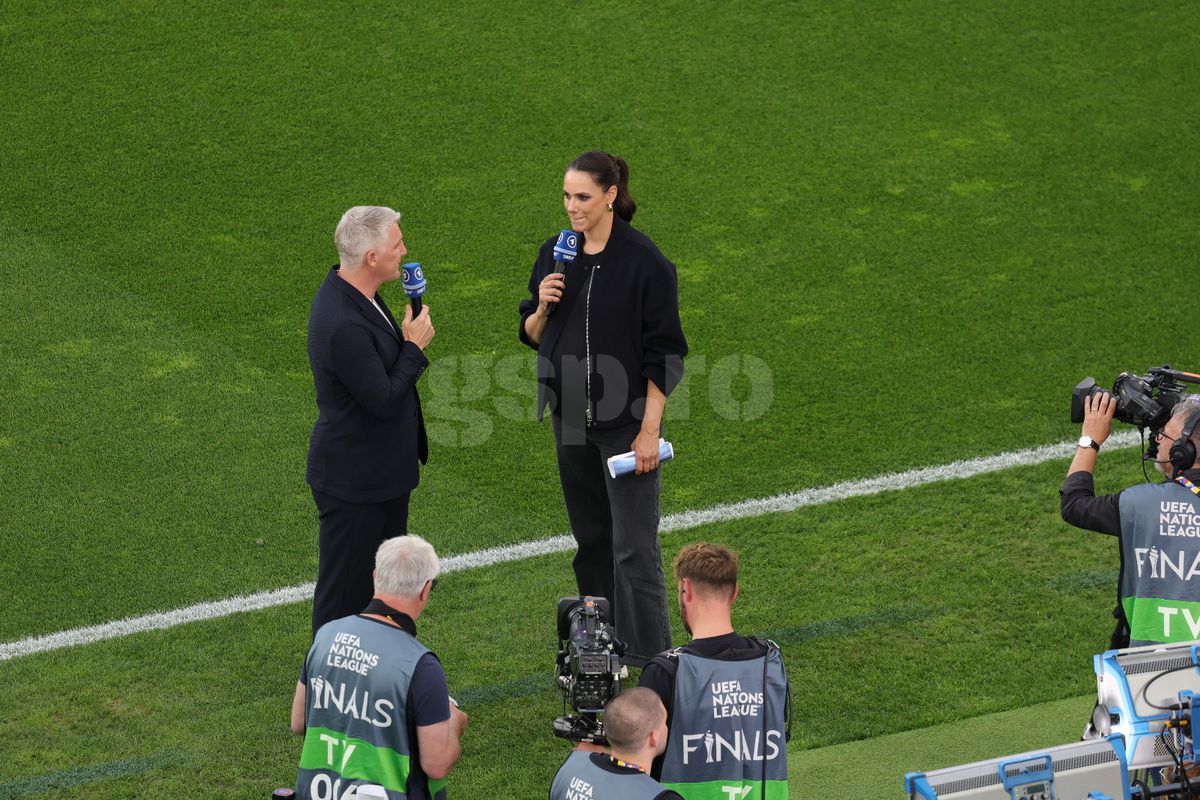 Bastian Schweinsteiger s-a afișat cu noua iubită la Spania - Franța » Cu cine a înlocuit-o pe Ana Ivanovic