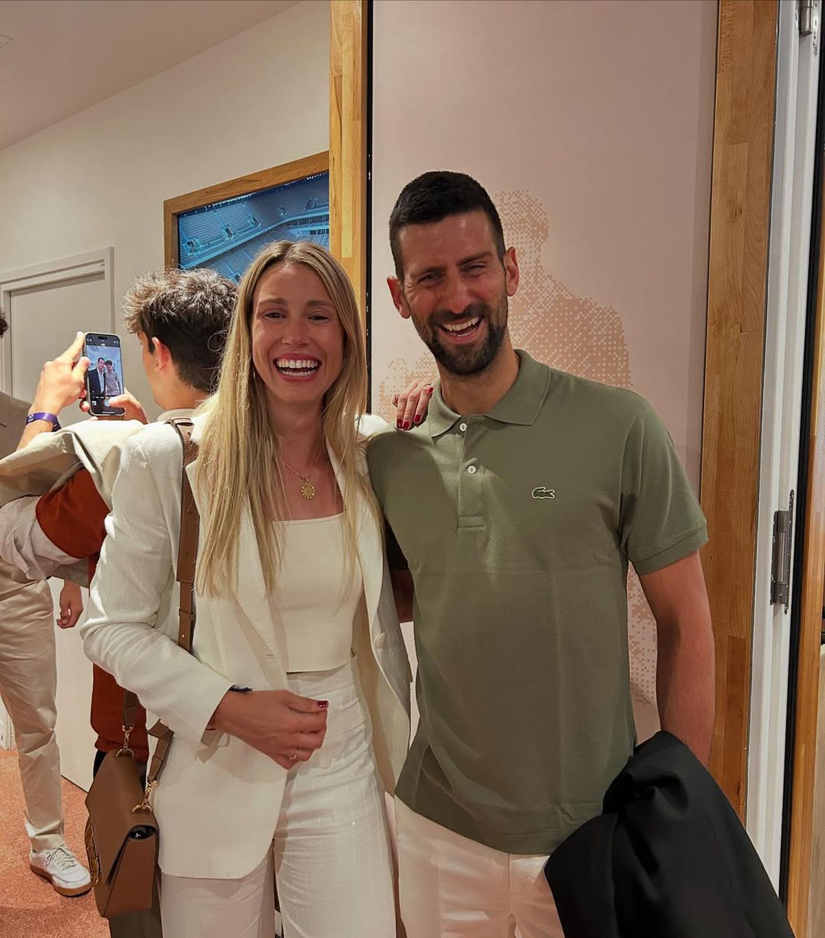 Maribel Nadal s-a fotografiat cu Novak Djokovic și Roger Federer la Roland Garros