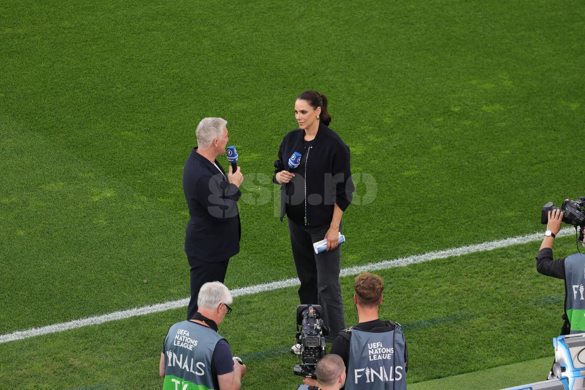 Bastian Schweinsteiger s-a afișat cu noua iubită la Spania - Franța » Cu cine a înlocuit-o pe Ana Ivanovic