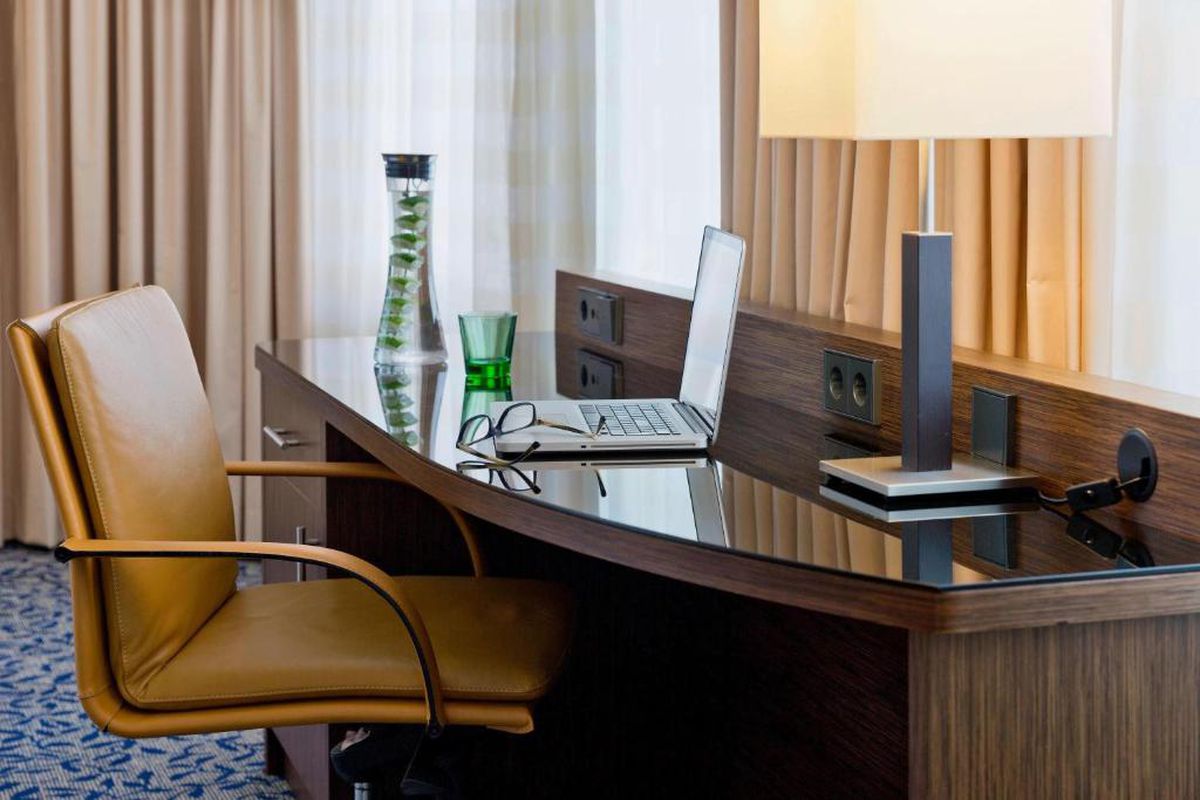 Courtyard by Marriott, hotelul unde vor fi cazați „tricolorii”, înainte de Austria - România