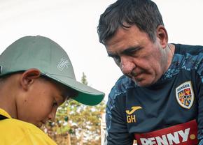Detaliul de la antrenamentul oficial l-a dat de gol pe Gică Hagi: cum ar urma să înceapă România cu Țara Galilor