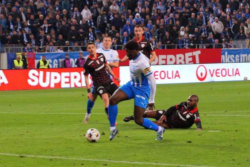 O fază esențială în câștigarea titlului, pe final de play-off, golul lui Nsimba (90+1) în poarta lui Dinamo (2-1)
Foto Andrei Furnigă (GSP)