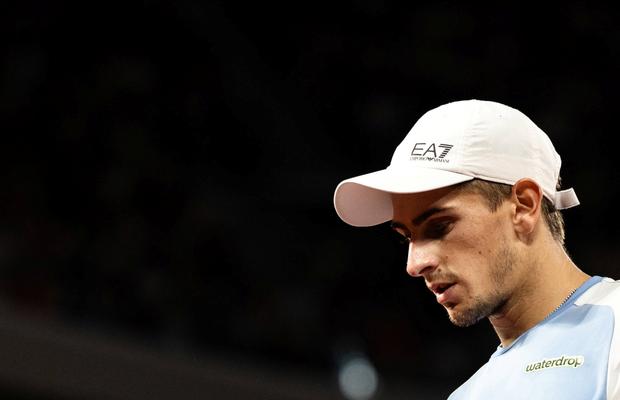 Lovitură dură la Roland Garros » Matteo Arnaldi s-a retras, iar Flavio Cobolli avansează în finală, unde îl va întâlni pe Alexander Zverev