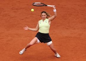 Maja Chwalinska, la fel ca Simona Halep » Va juca o finală de Mare Șlem fără a avea un contract cu o firmă de echipament sportiv
