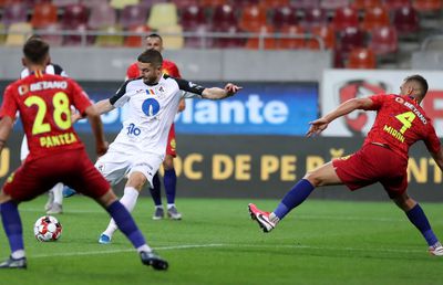 FCSB ratează un transfer: „Am întrerupt discuțiile” + probleme cu un alt jucător