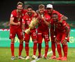 VIDEO + FOTO Bayern Munchen