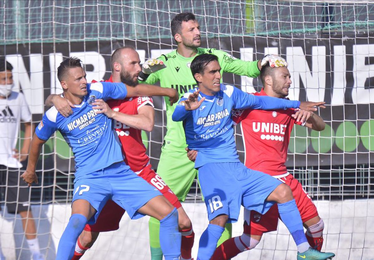 DINAMO. EXCLUSIV Cu cine semnează Negoiță? Viitorul lui Dinamo se poate decide în următoarele 24 de ore