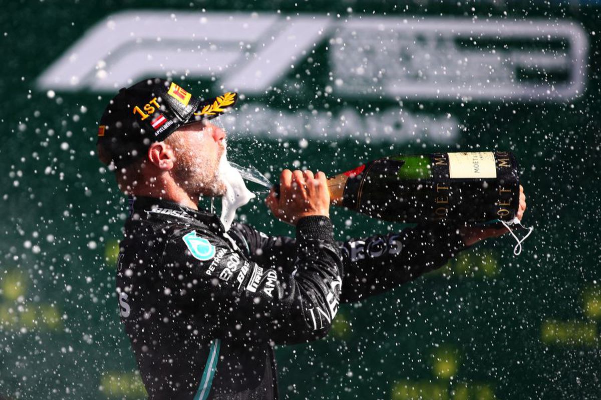 FORMULA 1. Moment controversat la MP al Austriei! Cine sunt cei 6 piloți care au refuzat să îngenuncheze pentru lupta împotriva rasismului