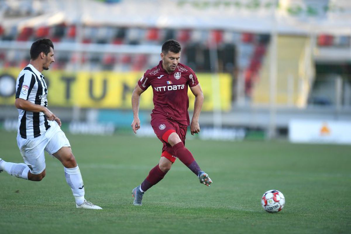 CFR Cluj. Favoritul lui Dan Petrescu continuă la echipă! Șefii lui CFR Cluj confirmă: „Da, a semnat!”