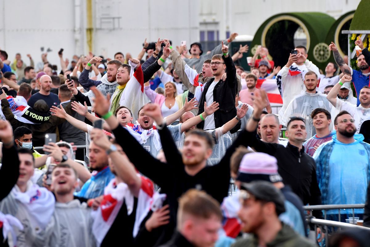 Record mondial?! Englezii au calculat: câte milioane de halbe de bere s-au băut în Anglia, după calificarea în semifinalele EURO 2020