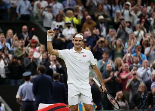 Roger Federer (8 ATP) l-a învins pe Lorenzo Sonego (27 ATP), scor 7-5, 6-4, 6-2 și s-a calificat în sferturile de finală de la Wimbledon.