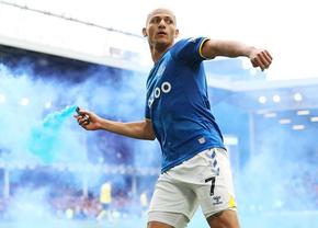 Richarlison ratează startul sezonului la Tottenham » Suspendat după ce a aruncat cu o fumigenă spre fani