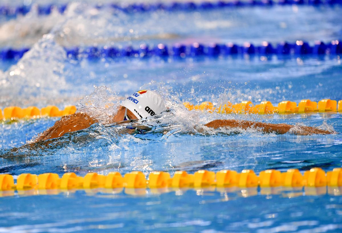 Prima medalie pentru România la CE de Juniori de la Otopeni! Popovici, Stancu, Cozma și Dinu aduc AURUL la 4x100m liber, după un finiș fabulos!