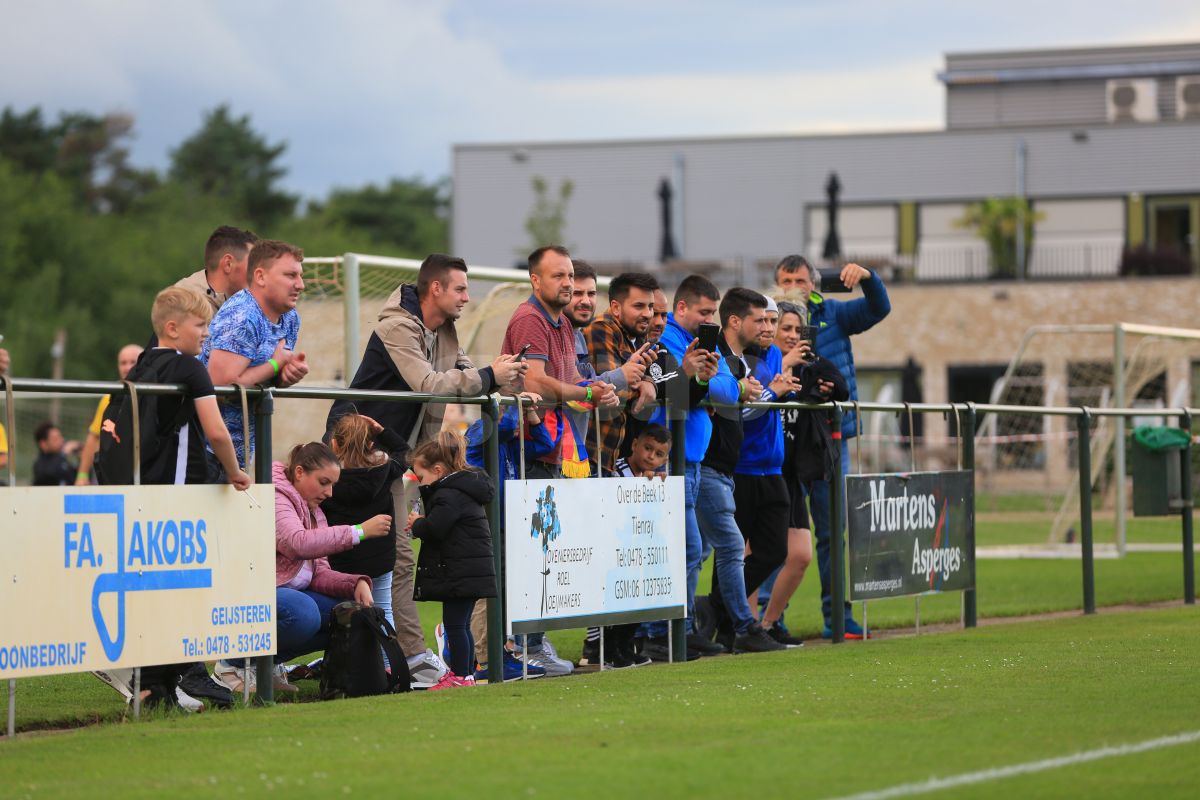 Cum va arăta FCSB cu FCU Craiova fără două nume grele: „roș-albaștrii” au testat formula improvizată cu PAOK