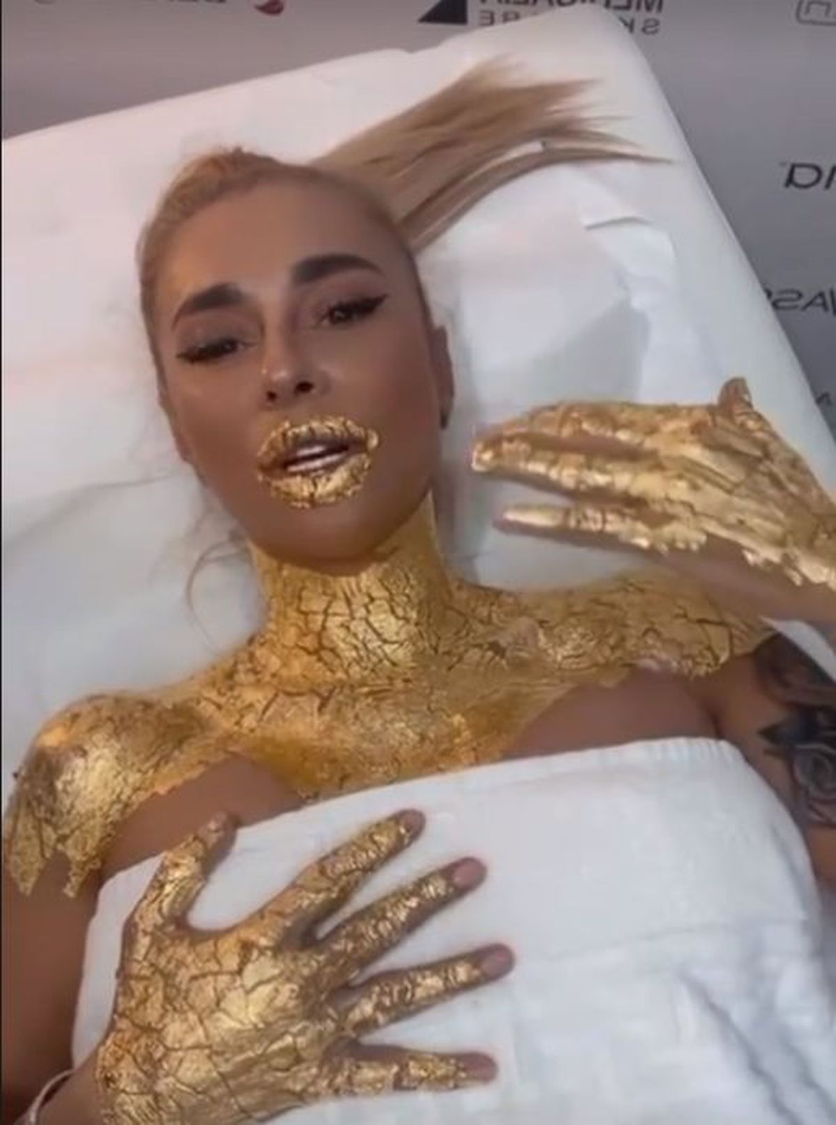 Anamaria Prodan, o nouă apariție extravagantă » Tratament cu aur de 24K: „Sunt foarte fericită”