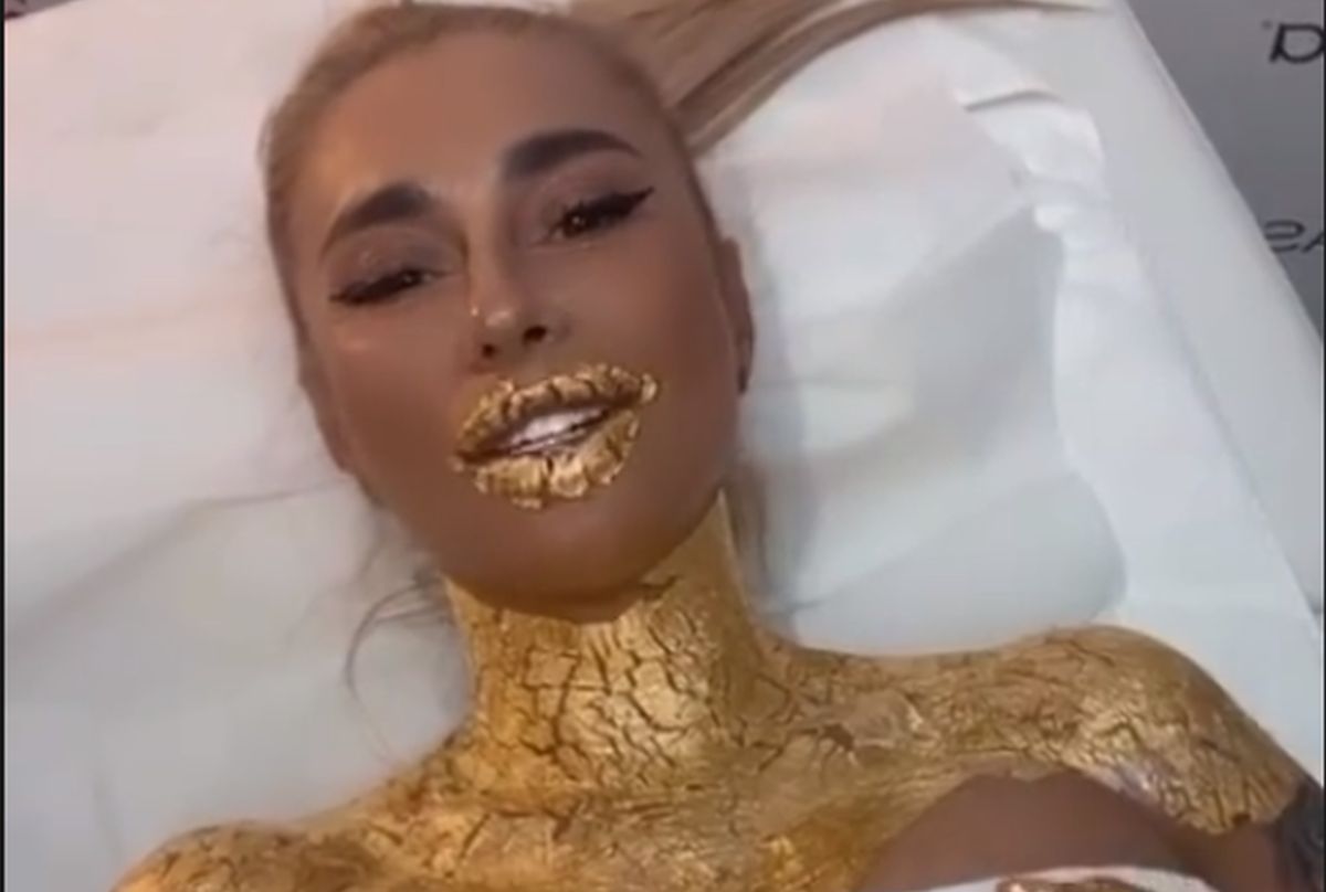 Anamaria Prodan, o nouă apariție extravagantă » Tratament cu aur de 24K: „Sunt foarte fericită”