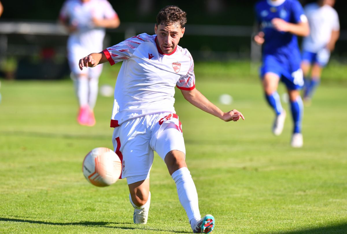 S-a remarcat la amicalul cu Dinamo Kiev: gol superb din lovitură liberă