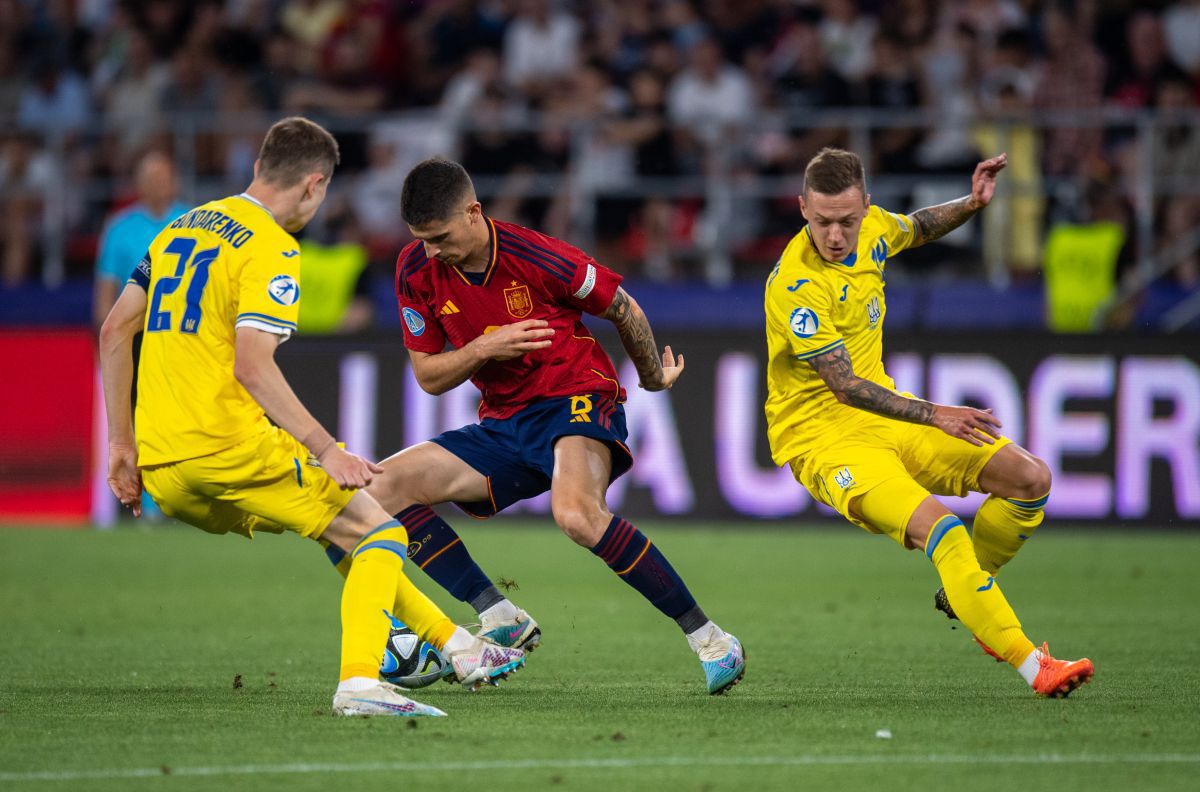 Spania - Ucraina 5-1 » Cu adevărat Furia Roja! Ghencea a văzut pe viu cel mai spectaculos meci al Europeanului