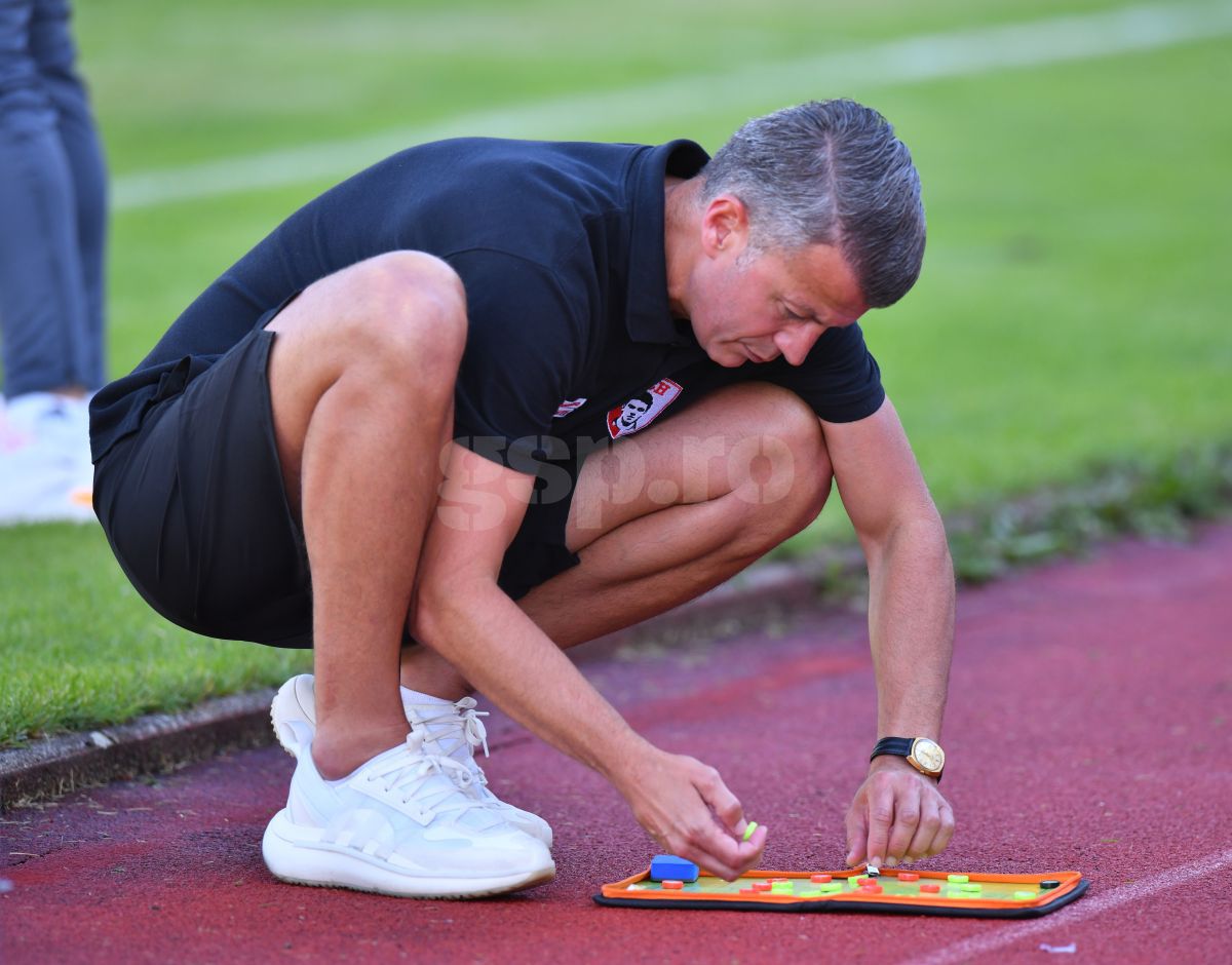 Gregório, atacantul lusitan al roș-albilor, a învățat deja primele cuvinte în limba română: „Câine până la moarte și dincolo de ea!”