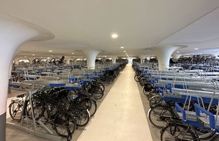 Reportaj GSP: În timp ce România devine țară-pharma, Olanda are inclusiv parcări subacvatice pentru biciclete! Imagini spectaculoase
