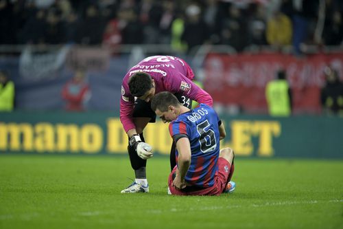 Florin Gardoș și Cristi Băgrădean, în timpul unui meci FCSB - Dinamo. 
Foto: Arhivă GSP