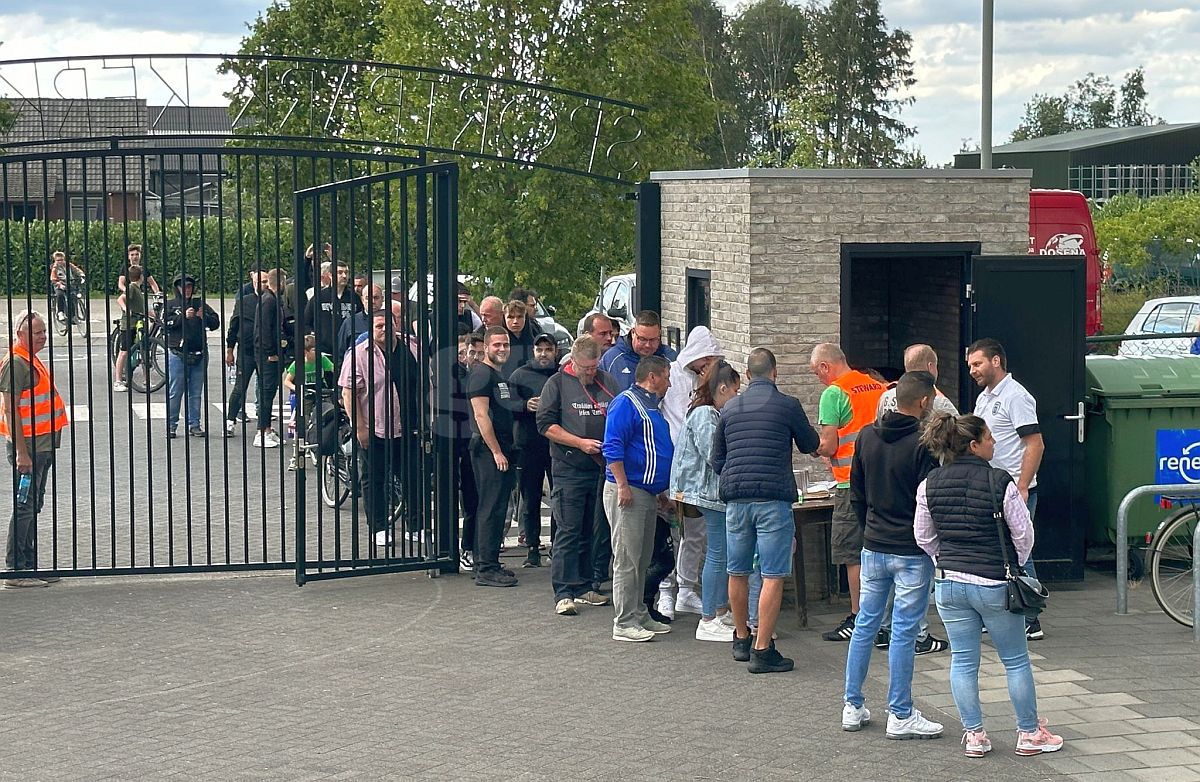 Cum va arăta FCSB cu FCU Craiova fără două nume grele: „roș-albaștrii” au testat formula improvizată cu PAOK