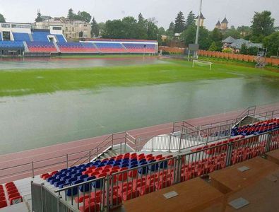 Imagini apocaliptice » Arena inaugurată în urmă cu două luni, inundată complet! Reacția primarului: „La iarnă, posibil să fie zăpadă”