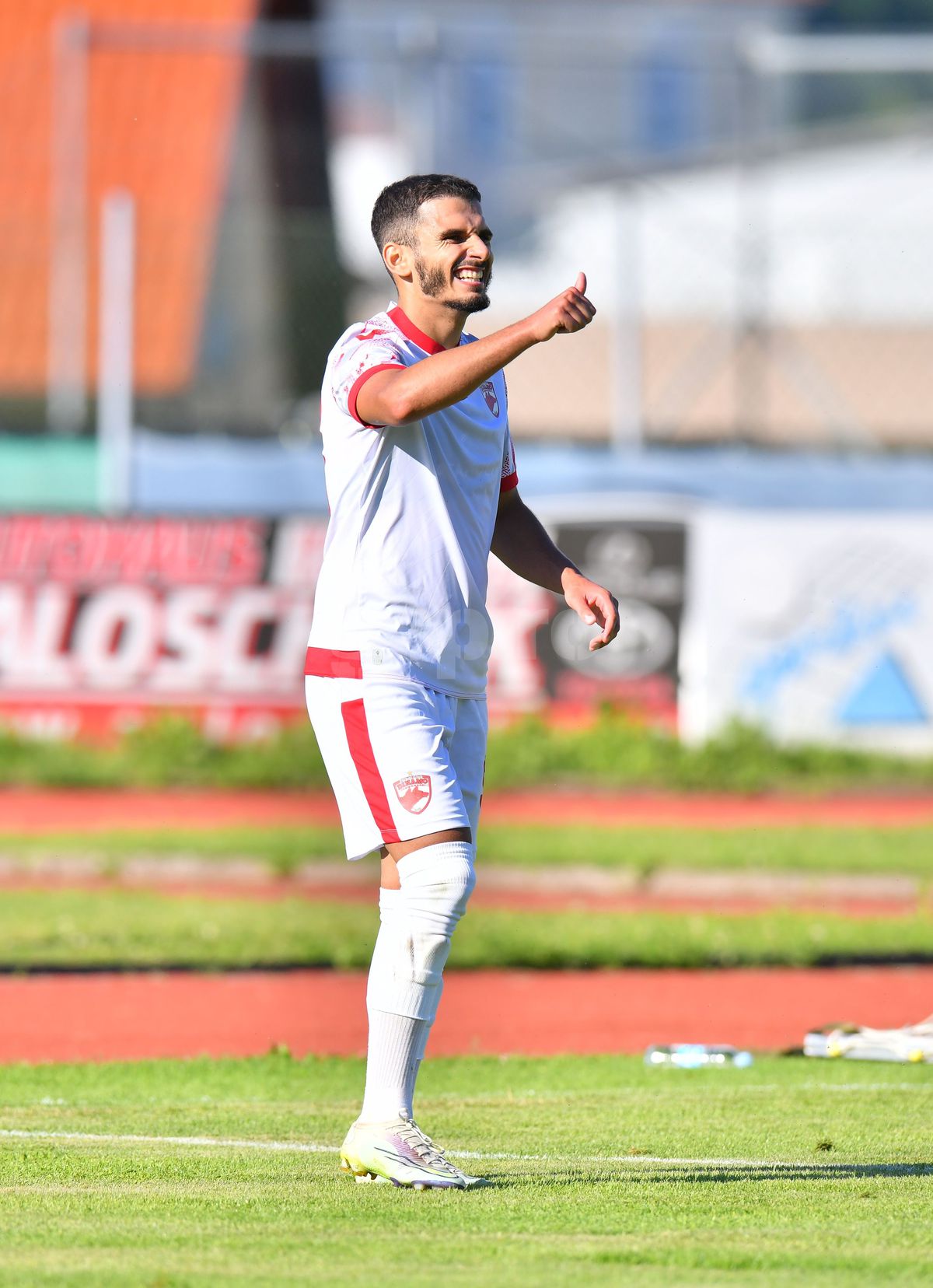 Gregório, atacantul lusitan al roș-albilor, a învățat deja primele cuvinte în limba română: „Câine până la moarte și dincolo de ea!”