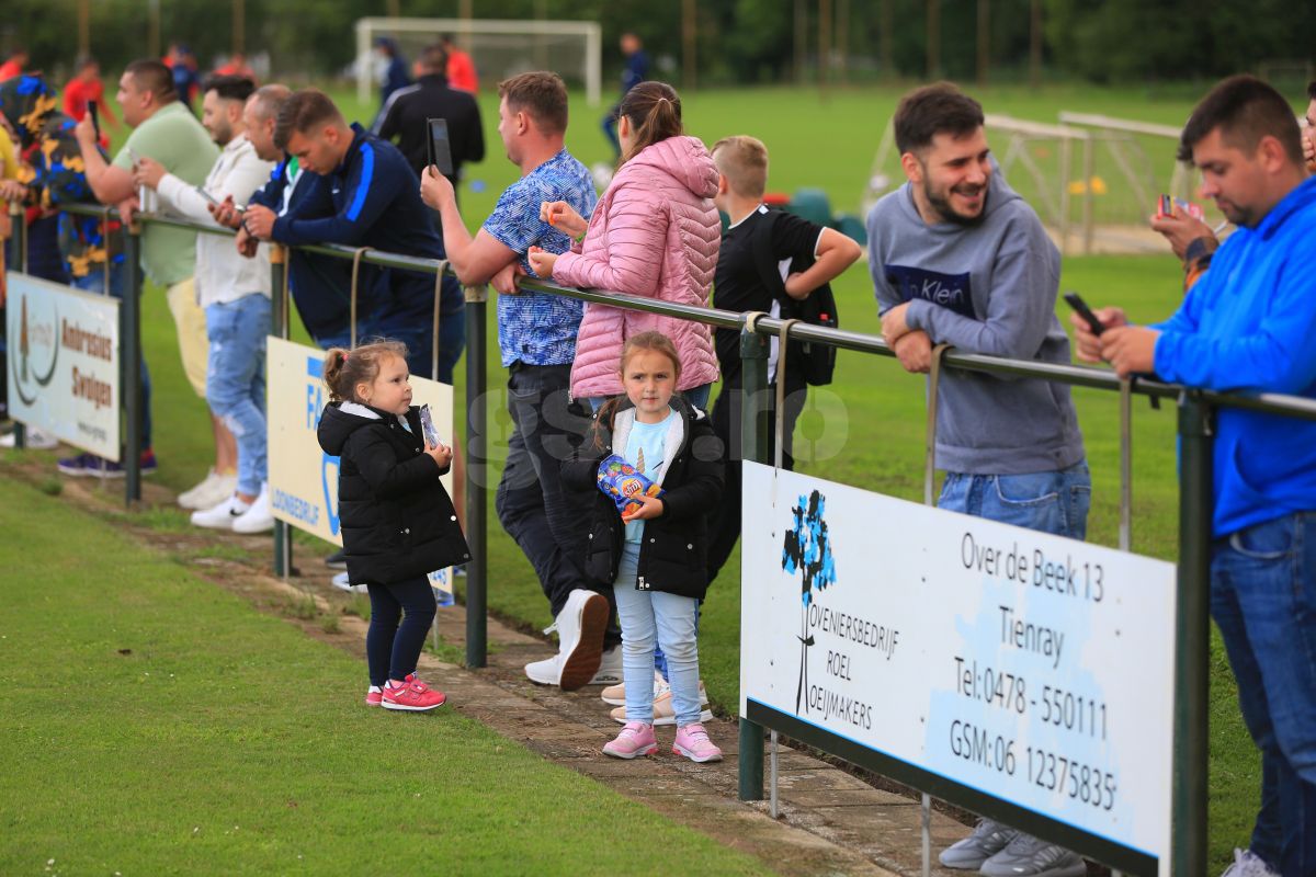 Cum va arăta FCSB cu FCU Craiova fără două nume grele: „roș-albaștrii” au testat formula improvizată cu PAOK