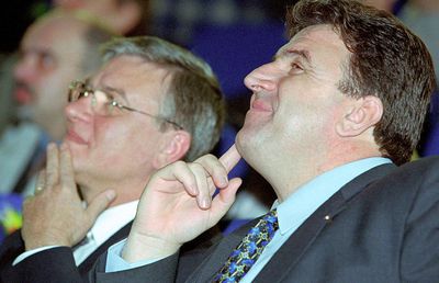 „Știți când a luat-o fotbalul nostru la vale?” » Contemporan cu „greii” vremurilor, un nume uitat trece la dezvăluiri: „Boloni tot venea la mine să-mi spună ce-i făceau”