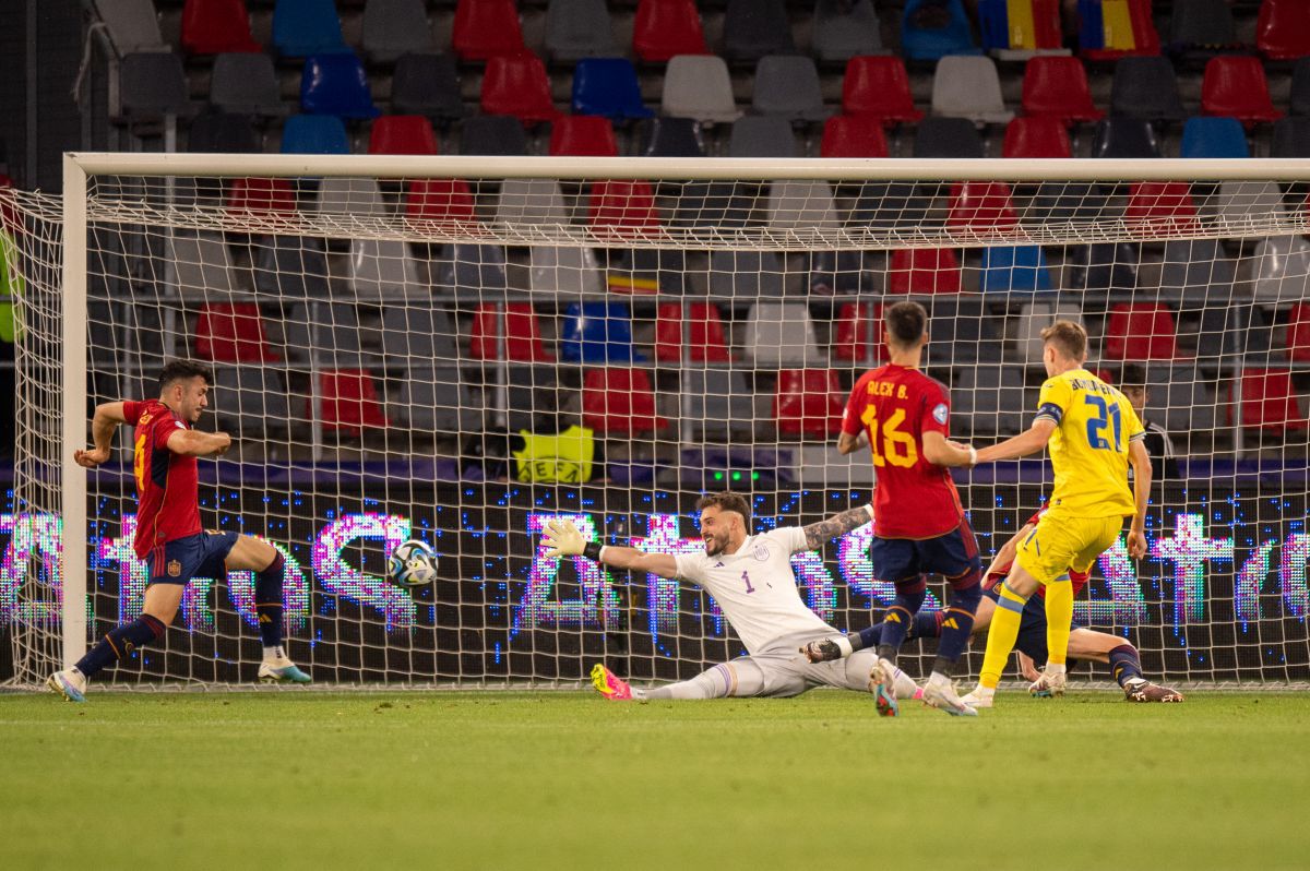 Spania - Ucraina 5-1 » Cu adevărat Furia Roja! Ghencea a văzut pe viu cel mai spectaculos meci al Europeanului