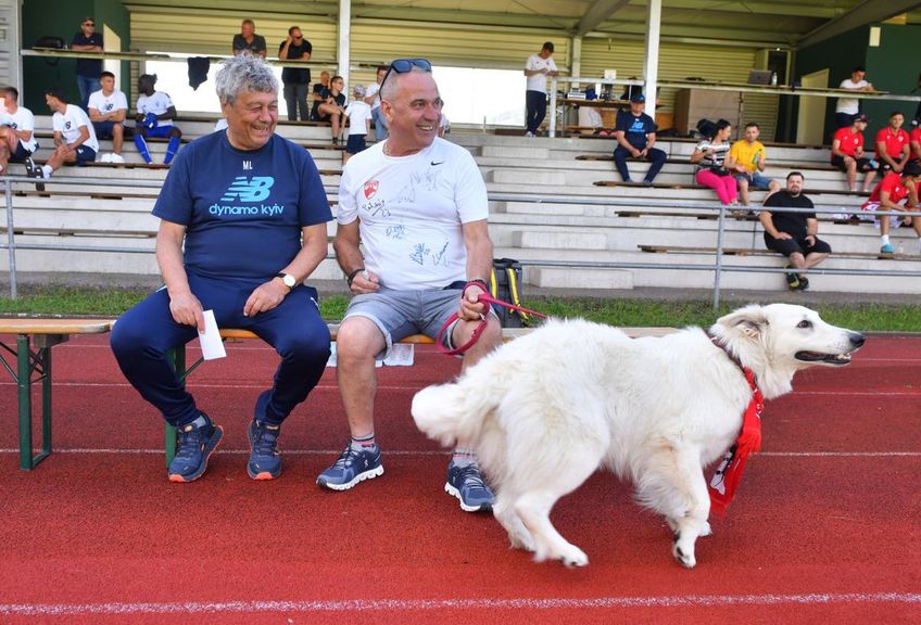 Mircea Lucescu, alături de un fan dinamovist/ foto: Cristi Preda (GSP)