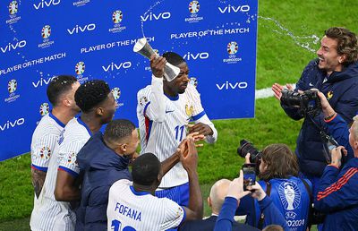 „Furtuna” venită de pe bancă » Desemnat omul meciului Portugalia - Franța, deși a intrat în repriza secundă: a egalat un record al Europeanului!