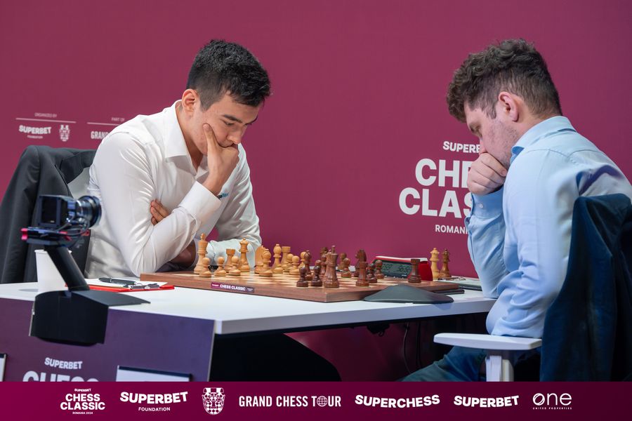 Partidele din a opta rundă de la Superbet Chess Classic România 2024 s-au încheiat cu remize