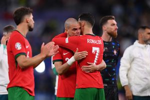 Finalul ministrului apărării Portugaliei: până și Pepe știe să plângă! Cristiano Ronaldo l-a consolat după eșecul cu Franța