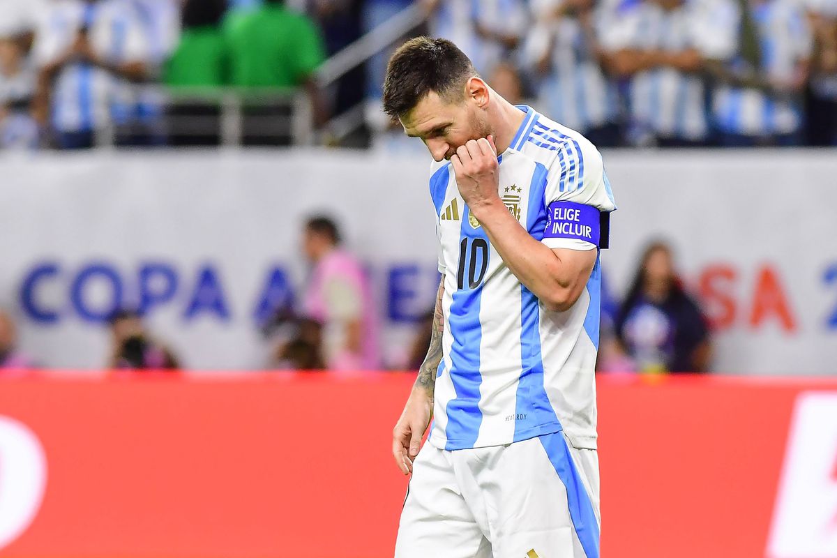 Messi a comis-o precum Ronaldo, însă „Dibu” Martinez a fost din nou salvatorul Argentinei! Final de infarct la Copa America