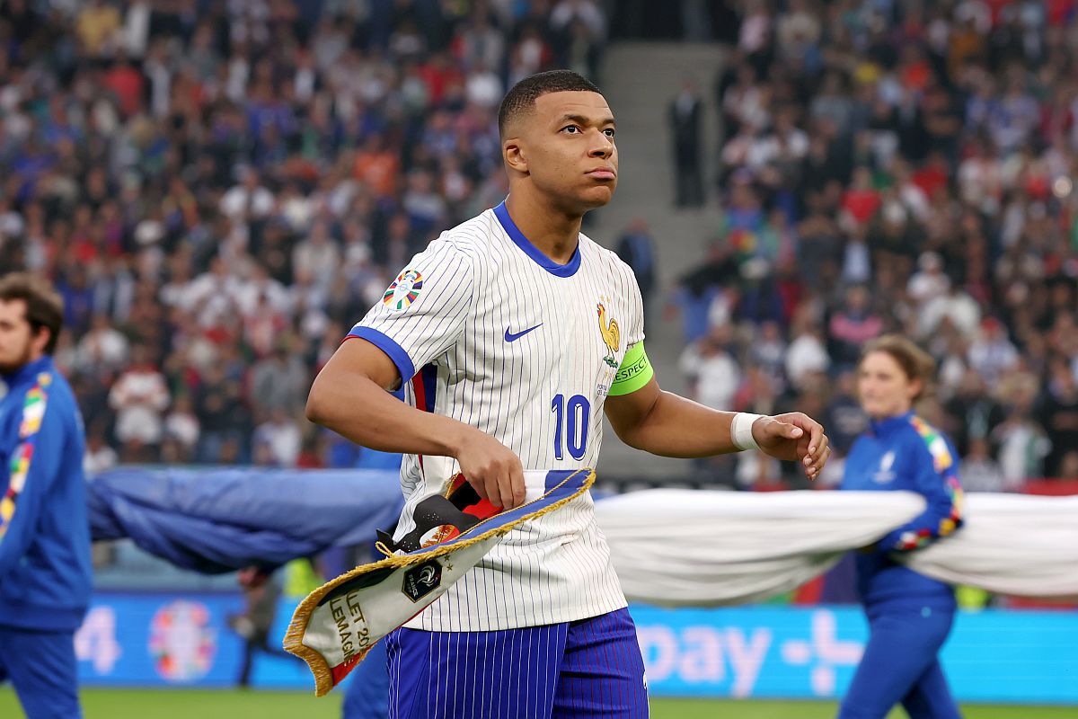 Kylian Mbappe n-a mai prins finalul „sfertului” cu Portugalia în teren! Imagini îngrijorătoare cu starul Franței