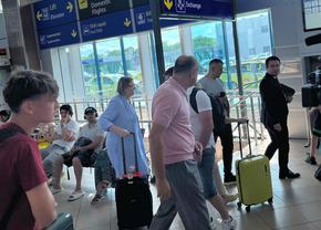 Dan Șucu, moment curios la revenirea Rapidului în România » Le-a dat „ignore” lui Lennon și jucătorilor, dar a venit la aeroport din alt motiv