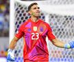 Argentina - Ecuador » Lionel Messi, salvat de Emiliano Martinez / Foto: Imago Images