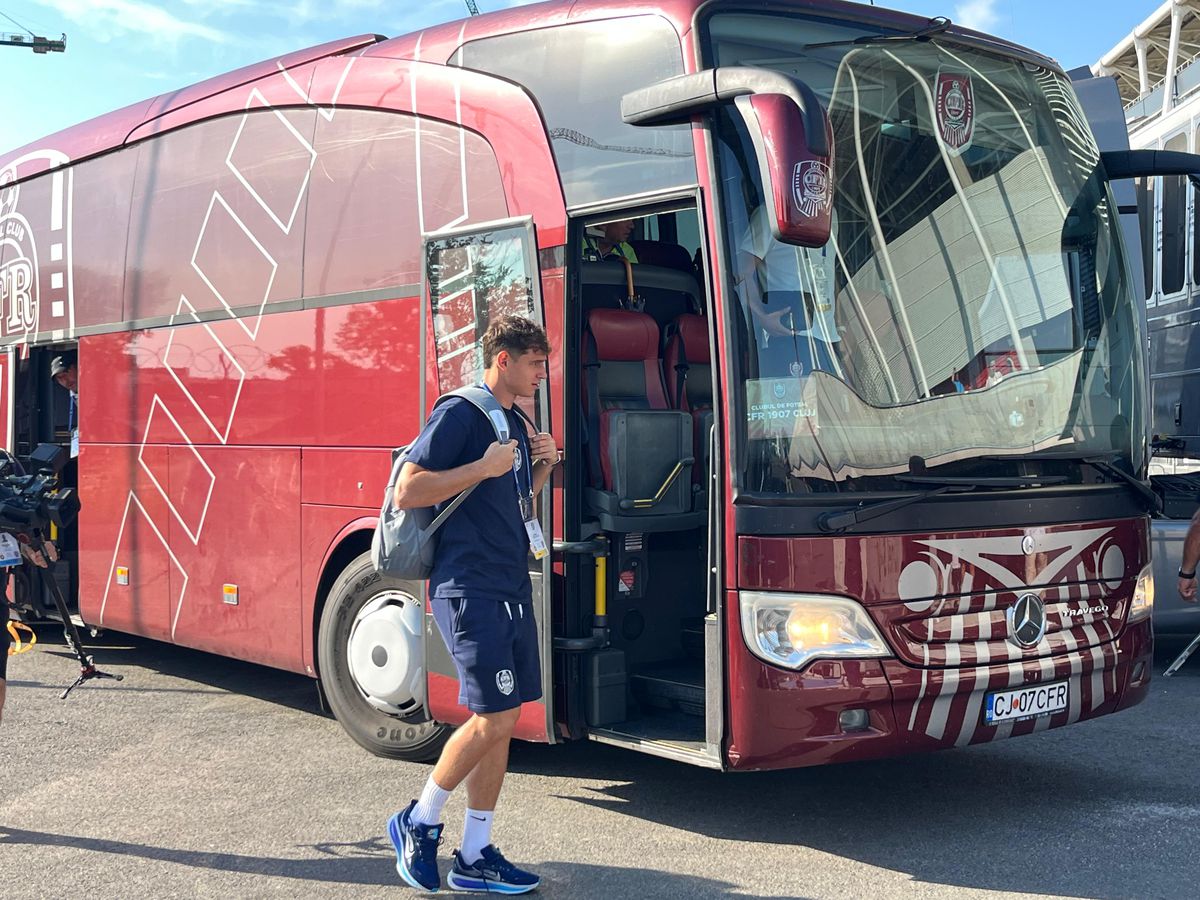 CFR Cluj a ajuns în Ghencea pentru Supercupa