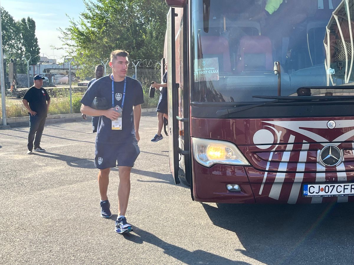 CFR Cluj a ajuns în Ghencea pentru Supercupa