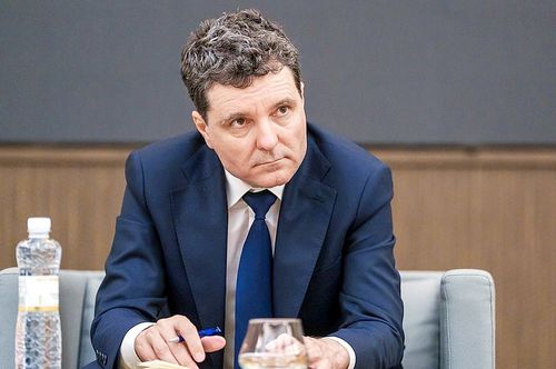 EXCLUSIV Parlamentul a trimis noua Lege a Sportului spre promulgare! Un președinte de federație se opune: „E neconstituțională! Am 5 argumente”