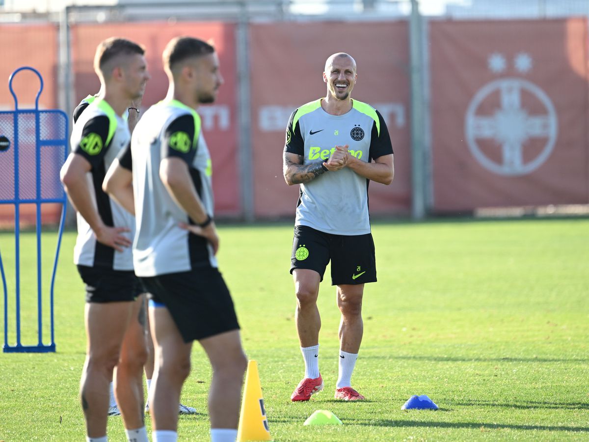 Antrenament FCSB inaintea Supercupei Romaniei cu CFR Cluj