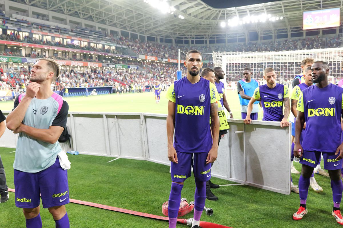 MVP în Supercupă, Politic a „înțepat-o” pe Dinamo: „Cea mai frumoasă seară! Sunt mai profesionist aici”