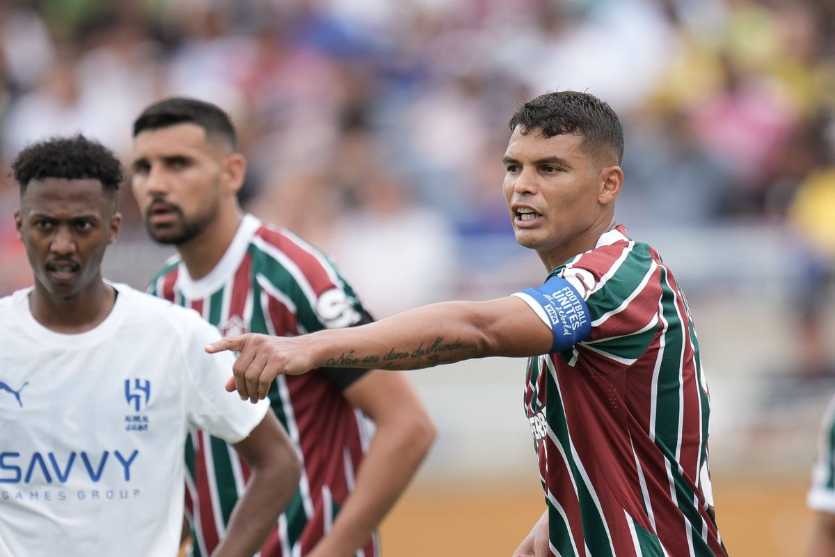 „Va fi un antrenor grozav!” » Thiago Silva a schimbat tactica echipei sale într-o pauză de hidratare și Fluminense a obținut calificarea în semifinale la Mondialul Cluburilor