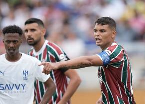 „Va fi un antrenor grozav!” » Thiago Silva a schimbat tactica echipei sale într-o pauză de hidratare și Fluminense a obținut calificarea în semifinale la Mondialul Cluburilor