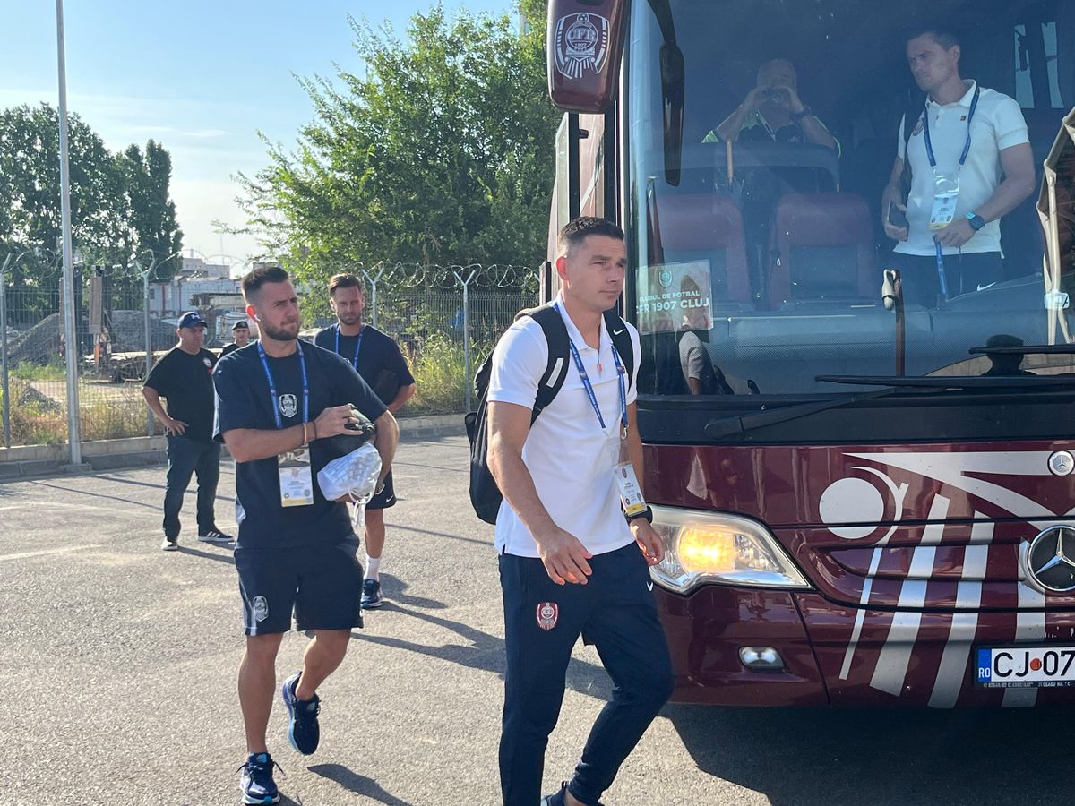 CFR Cluj a ajuns în Ghencea pentru Supercupa