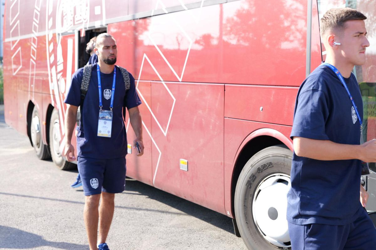 CFR Cluj a ajuns în Ghencea pentru Supercupa