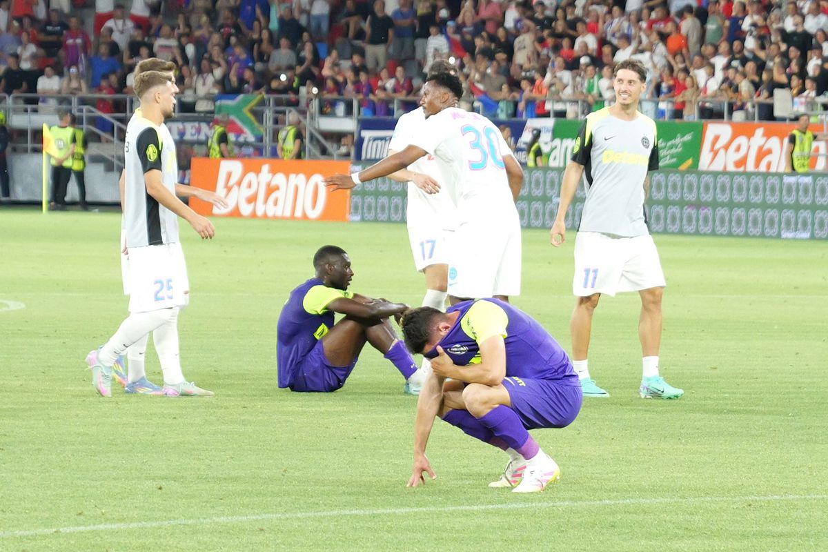 MVP în Supercupă, Politic a „înțepat-o” pe Dinamo: „Cea mai frumoasă seară! Sunt mai profesionist aici”