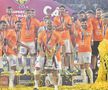 FCSB a primit trofeul Supercupei României, după 2-1 cu CFR Cluj. Foto: Cristi Preda & Andrei Furnigă (GSP.RO)